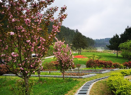 贵阳龙凤园公墓陵园